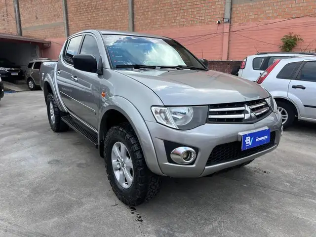 Carro Mitsubishi L200 Triton Sport 2016 HLS 2.4 (Flex)