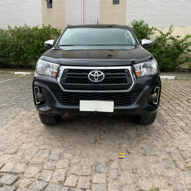 Carro Toyota Hilux Cabine Dupla 2019 Hilux 2.8 TDI SRV CD 4x4 (Aut)
