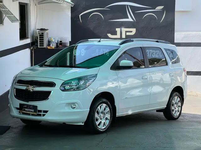 Carro Chevrolet Spin 2017 LTZ 7S 1.8 (Flex) (Aut)
