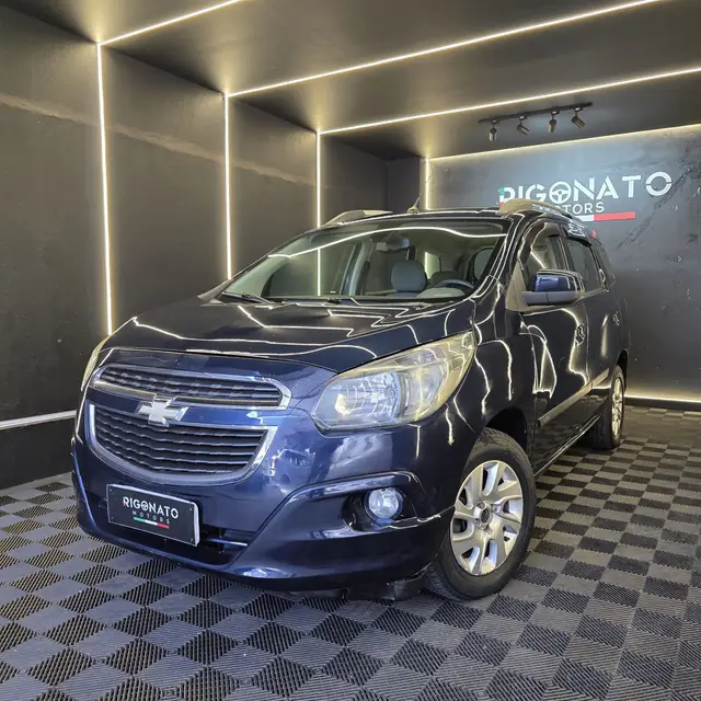 Carro Chevrolet Spin 2017 LTZ 7S 1.8 (Flex) (Aut)