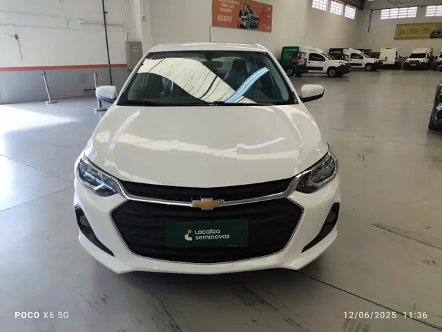 Carro Chevrolet Onix Plus 2024 LT 1.0