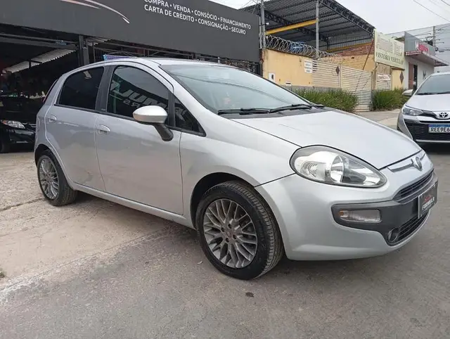 Carro Fiat Punto 2014 Essence 1.6 16V (Flex)
