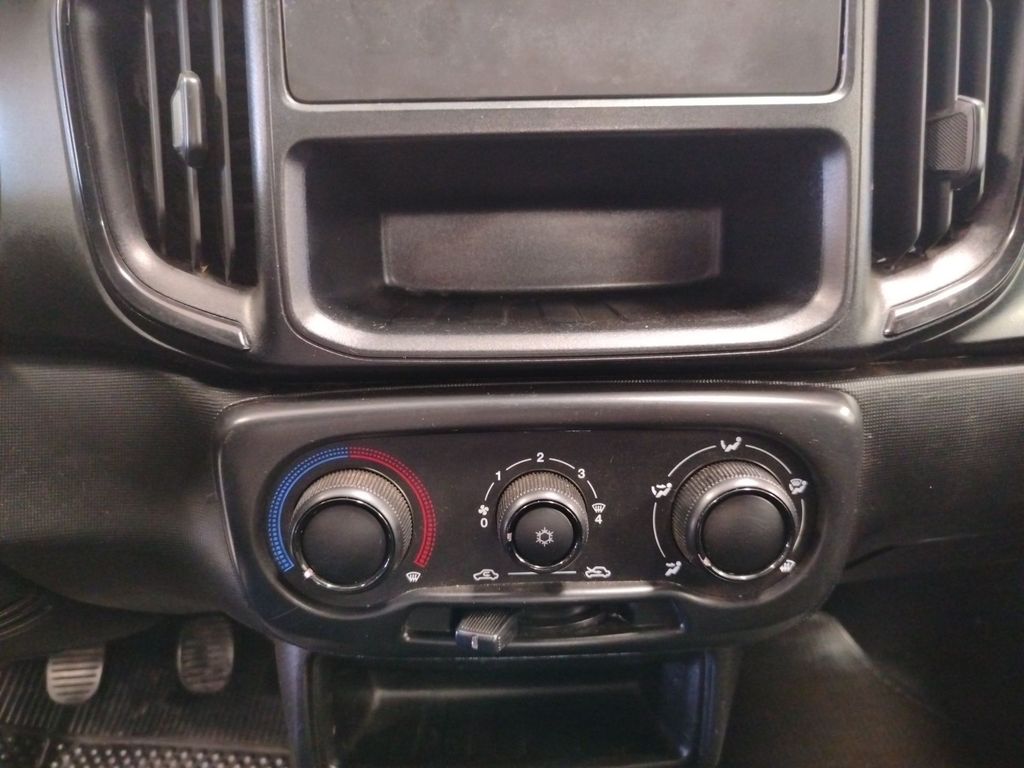 Strada Endurance 1.3 Flex 8V CS