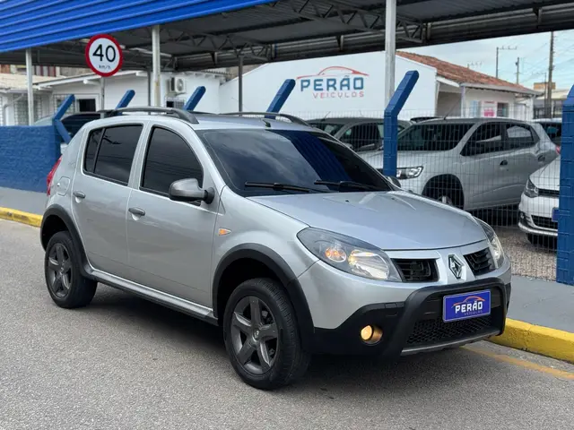 Carro Renault Sandero Stepway 2011 1.6 16V (Flex)