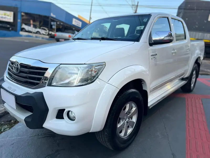 Toyota Hilux 2.7 SRV CD 4x2 (Flex) (Aut)