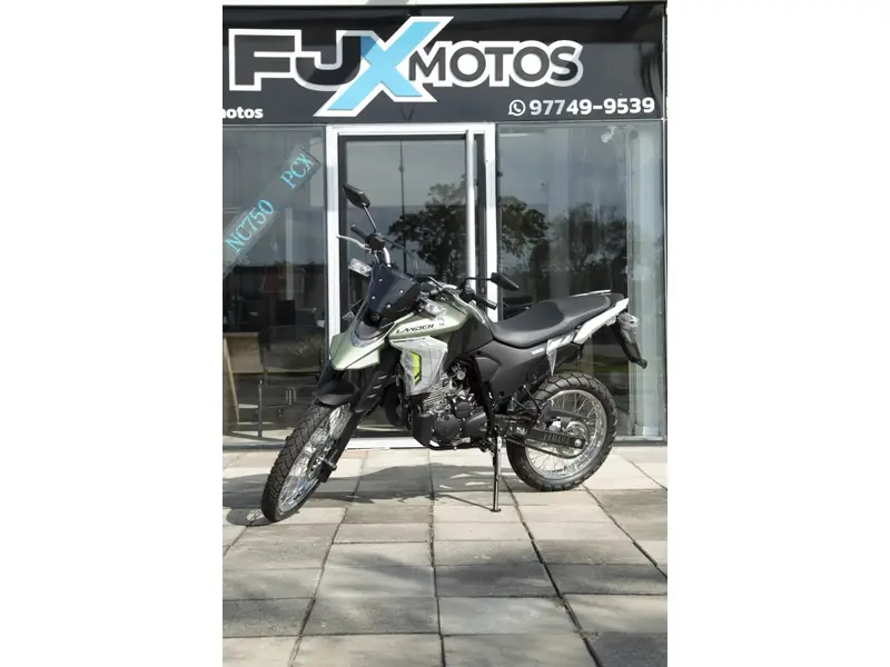 Yamaha XTZ 250 Lander Connected