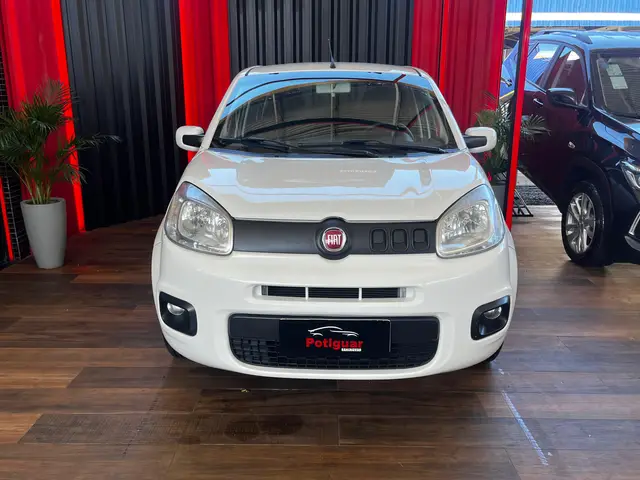 Carro Fiat Uno 2015 Attractive 1.0 8V (Flex) 4p