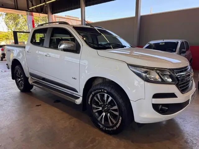 Carro Chevrolet S10 Cabine Dupla 2019 S10 2.5 ECOTEC SIDI LTZ 4WD (Cabine Dupla) (Aut)