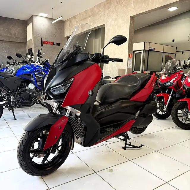Moto Yamaha XMax 2021 250 (ABS)