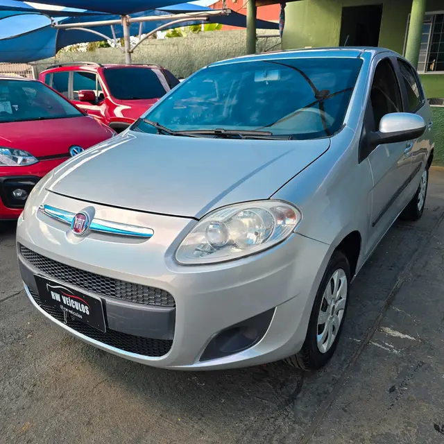 Carro Fiat Palio 2015 Attractive 1.0 Evo (Flex)