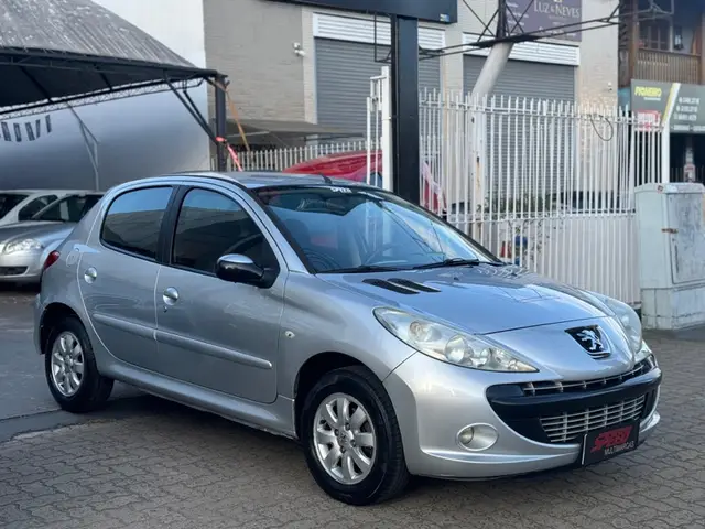 Carro Peugeot 207 2011 Hatch XR Sport 1.4 8V (flex)