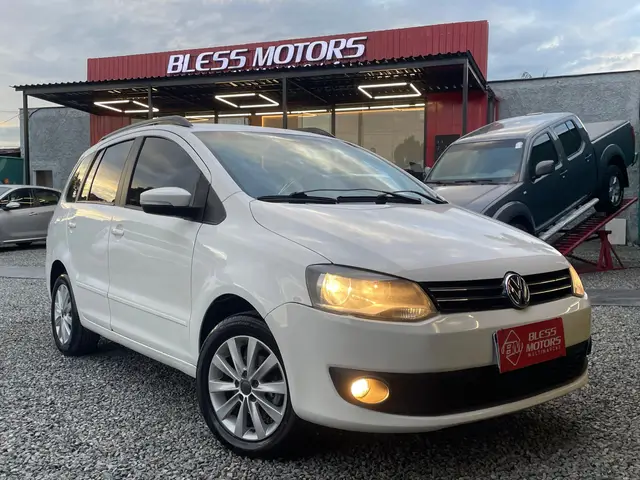 Carro Volkswagen SpaceFox 2012 1.6 8V Trend I-Motion (Flex)
