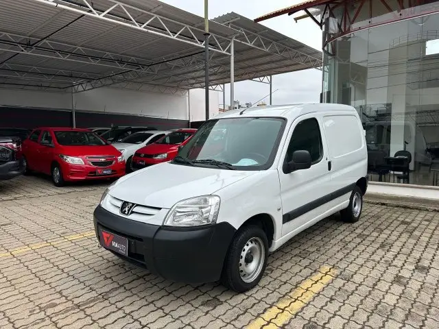 Carro Peugeot Partner 2021 Furgão 1.6 16V (Flex)