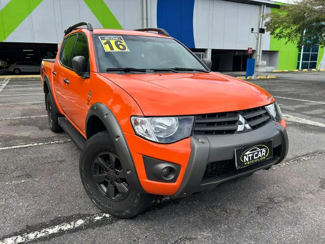 Carro Mitsubishi L200 Triton Sport 2016 3.2 DID-H GLS KTM 4WD