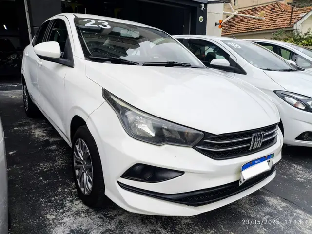 Carro Fiat Cronos 2023 Drive 1.0 (Flex) MT