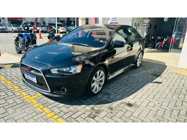 Carro Mitsubishi Lancer 2013 2.0 16V