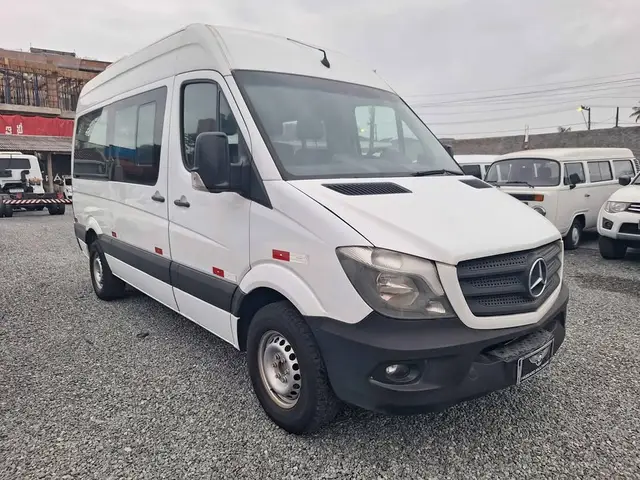Carro Mercedes-Benz Sprinter 2019 VAN 415 CDI 15+1 Luxo