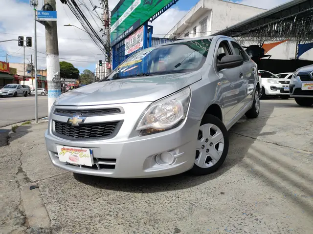 Carro Chevrolet Cobalt 2013 LS 1.4 8V (Flex)