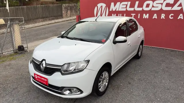 Carro Renault Logan 2015 Dynamique 1.6 8V
