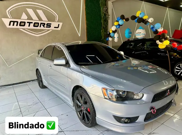 Carro Mitsubishi Lancer 2013 2.0 16V