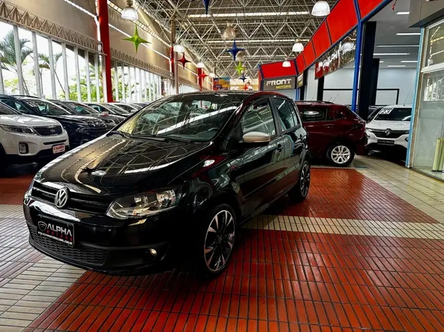Carro Volkswagen Fox 2014 1.6 VHT Rock in Rio (Flex)