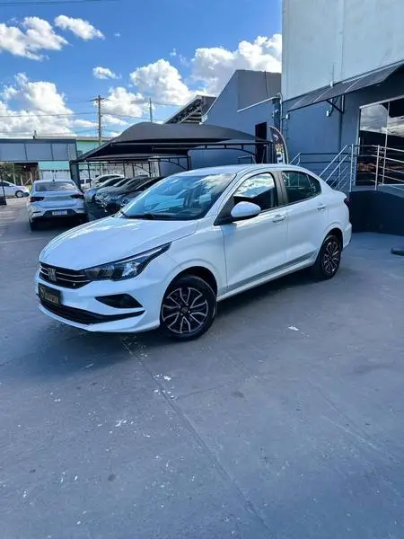 Carro Fiat Cronos 2024 Drive 1.3