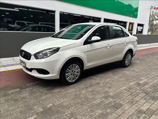 Carro Fiat Grand Siena 2021 Evo Attractive 1.4 8V (Flex)
