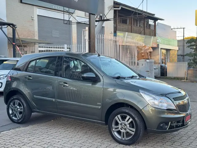 Carro Chevrolet Agile 2011 LTZ 1.4 8V (Flex)