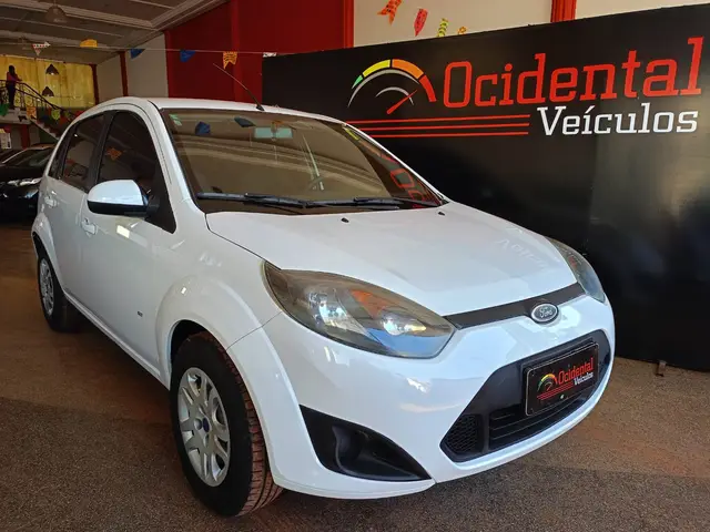 Carro Ford Fiesta Hatch 2014 S Rocam 1.0 (Flex)