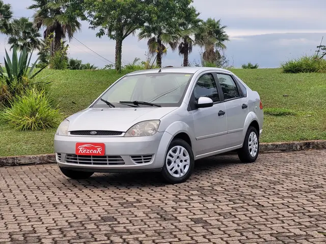Carro Ford Fiesta Sedan 2005 Trend 1.6 (Flex)