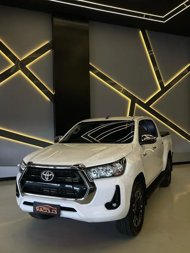 Carro Toyota Hilux Cabine Dupla 2021 SRV 2.8 TDI CD 4x4 (Aut)