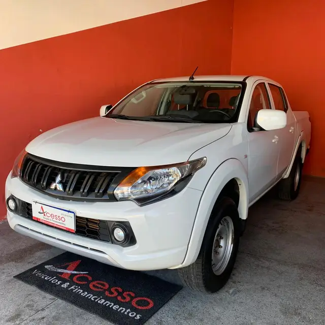 Carro Mitsubishi L200 Triton Sport 2023 GLS 2.4