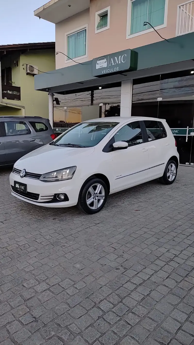 Volkswagen Fox 1.6 16v MSI Highline (Flex)