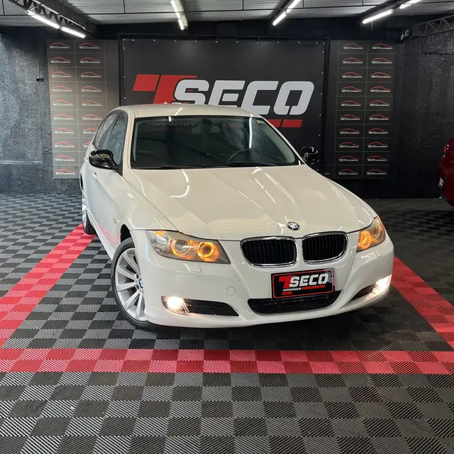 Carro BMW 320i 2010 320i 2.0 16V