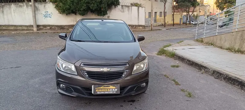 Chevrolet Onix 1.0 LT SPE/4