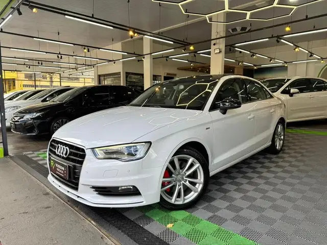 Carro Audi A3 Sportback 2015 A3 1.8 TFSI Sportback Ambition S Tronic