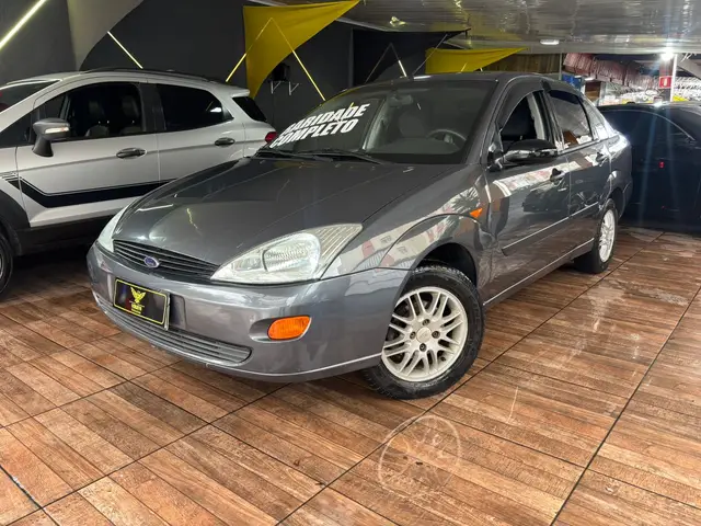Carro Ford Focus Sedan 2003 Ghia 2.0 16V