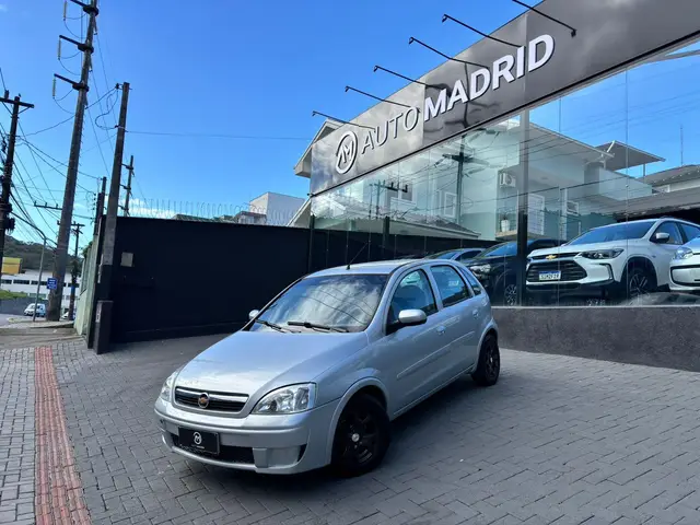 Carro Chevrolet Corsa Hatch 2011 Maxx 1.4 (Flex)
