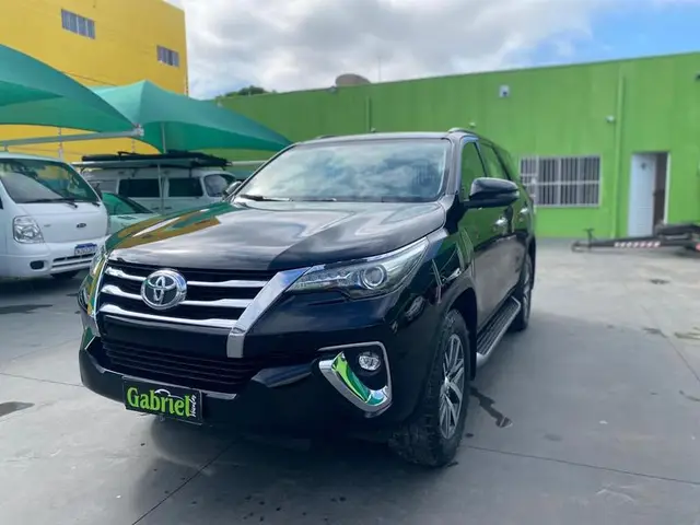 Carro Toyota SW4 2019 2.7 SRV 7L 4x2 (Aut) (Flex)