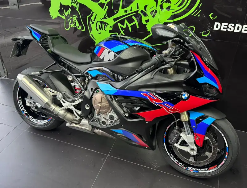 BMW RR