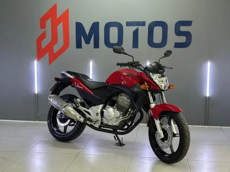 Honda CB 300R Edição Especial