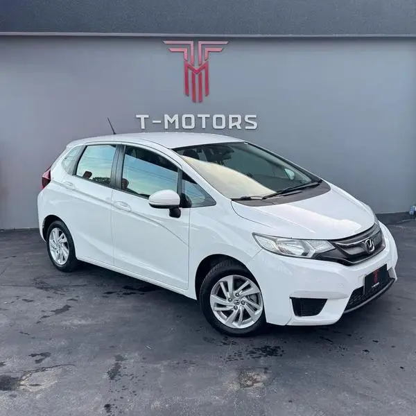 Carro Honda Fit 2015 1.5 16v LX (Flex)