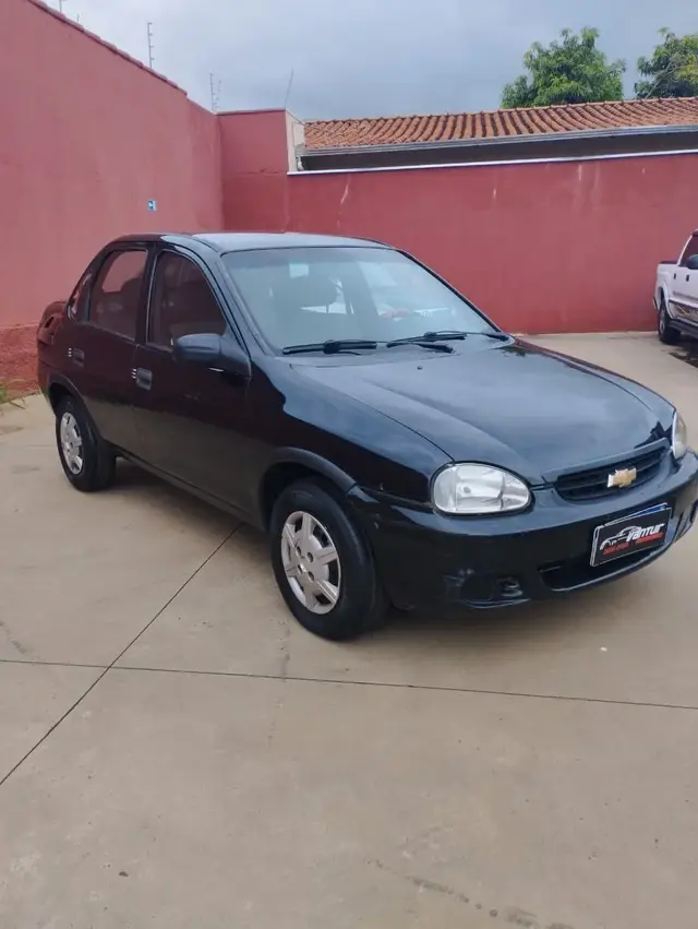 Carro Chevrolet Classic 2010 Life 1.0 VHCE (Flex)
