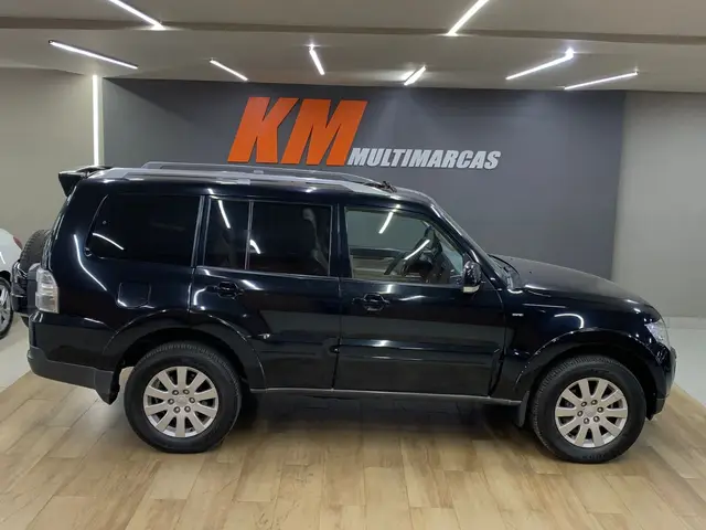 Carro Mitsubishi Pajero Full 2008 HPE 3.8 3p