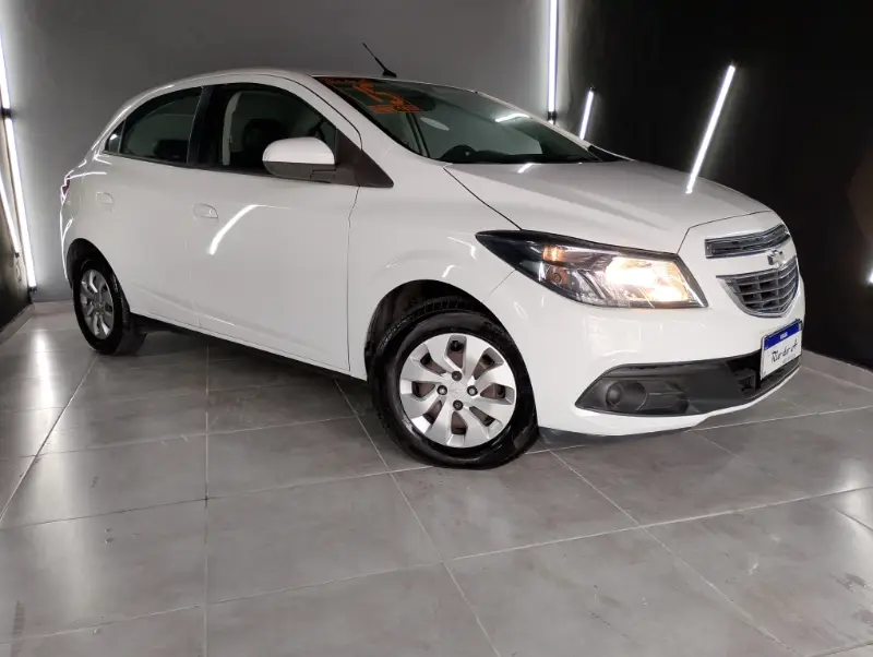 Chevrolet Onix 1.4 LT SPE/4 (Aut)