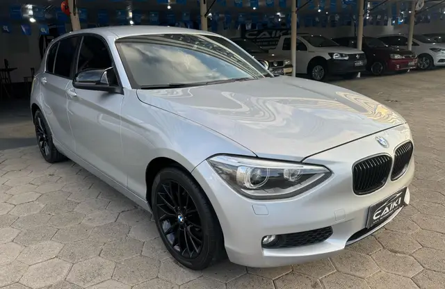 Carro BMW 118i 2015 118i 1.6 Sport