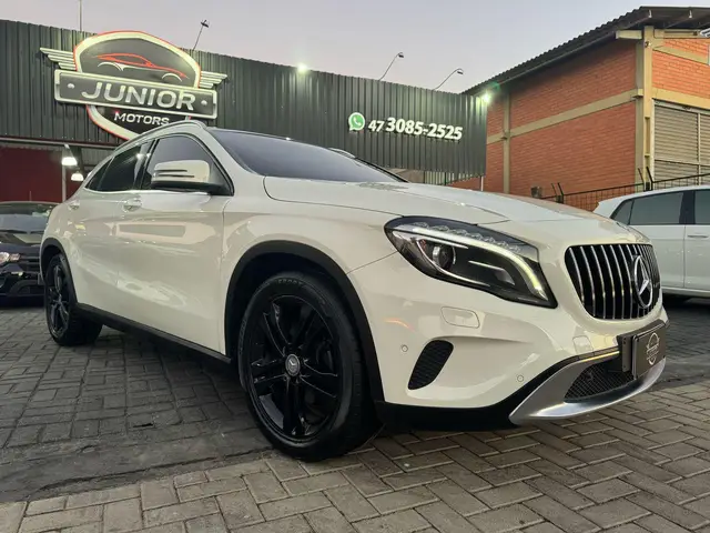 Carro Mercedes-Benz GLA 200 2015 GLA 200 1.6 Vision