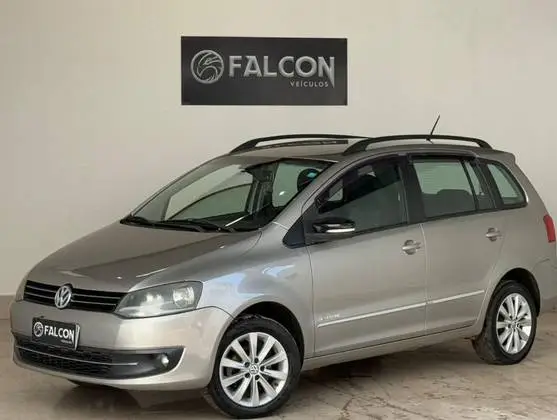 Volkswagen SpaceFox Sportline 1.6 8V (Flex)