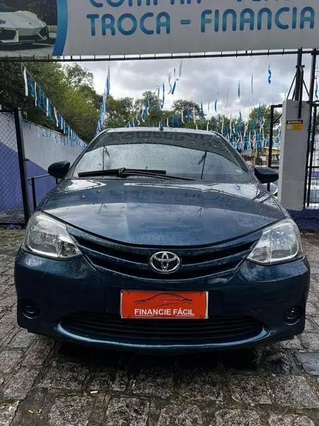 Carro Toyota Etios 2016 Platinum 1.5 (Flex)