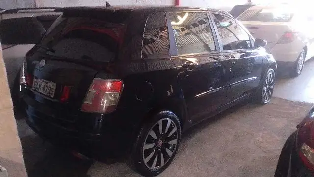 Carro Fiat Stilo 2010 1.8 16V Connect